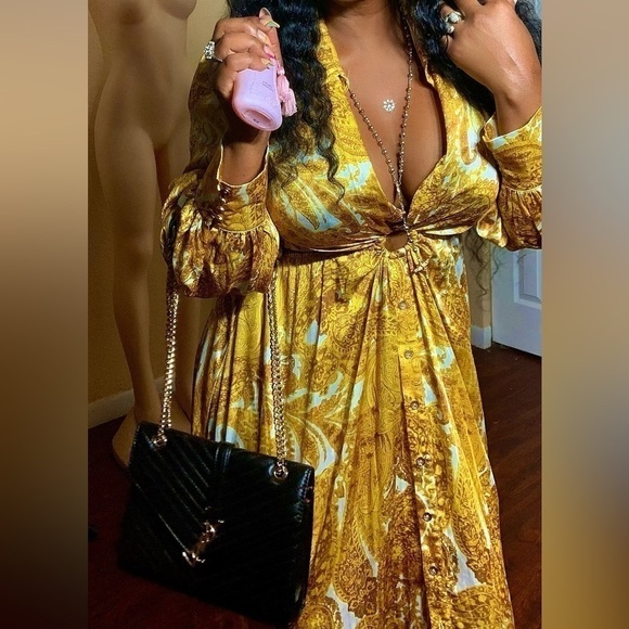 Renaissance woman dress - Picture 6 of 8